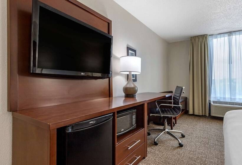 فندق Comfort Inn