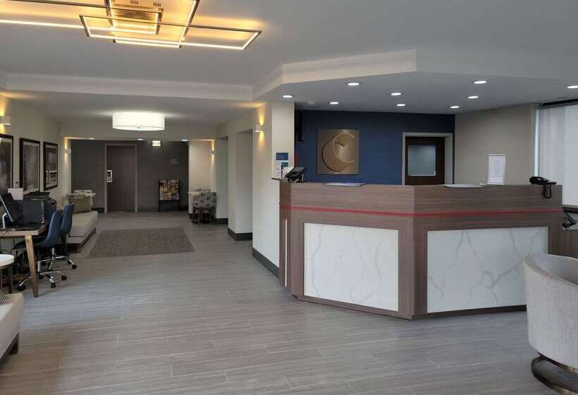 فندق Comfort Inn & Suites Wyomissing Reading