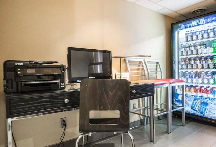 ホテル Comfort Inn