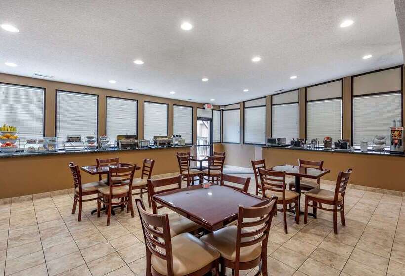 בית מלון כפרי Comfort Suites Chesapeake  Norfolk