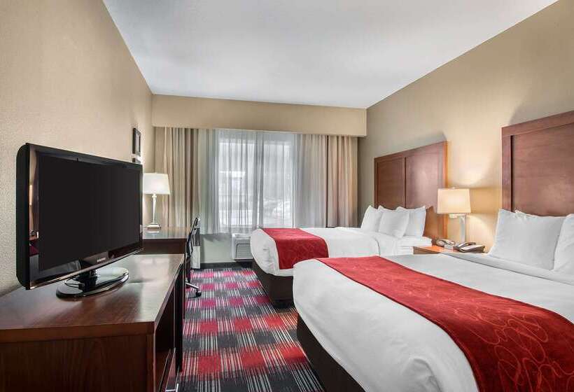 בית מלון כפרי Comfort Suites Near Vancouver Mall