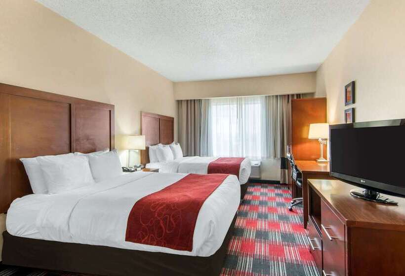 בית מלון כפרי Comfort Suites Near Vancouver Mall