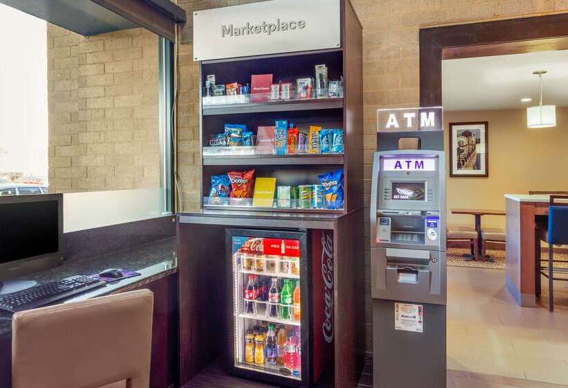 בית מלון כפרי Comfort Suites Oakbrook Terrace Near Oakbrook Center