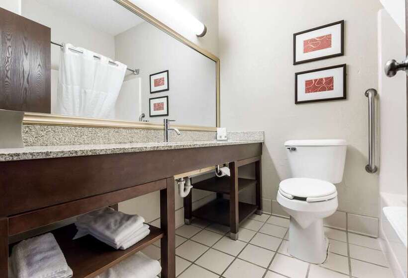 هتل Comfort Suites