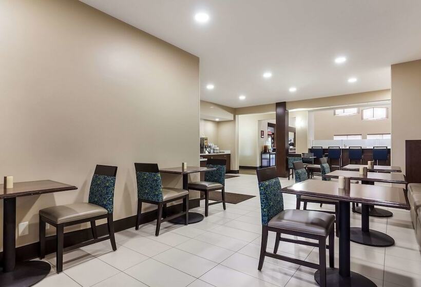 هتل Comfort Suites