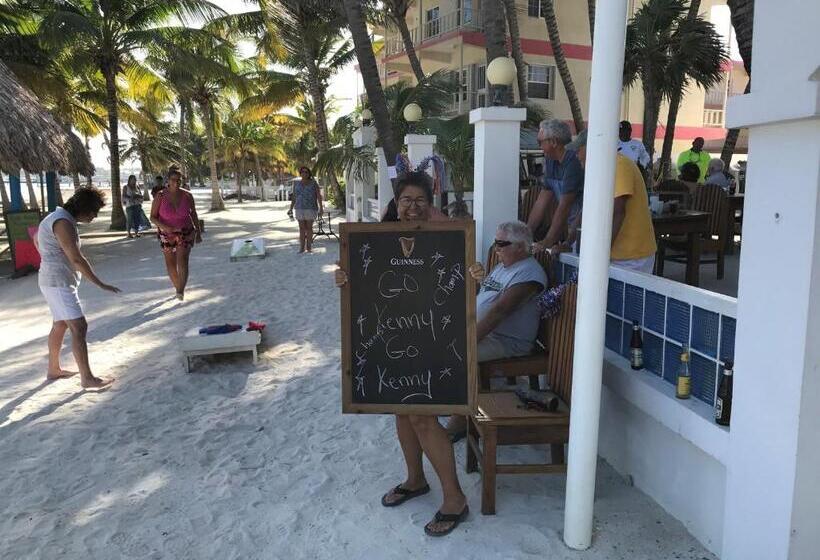 Отель Corona Del Mar