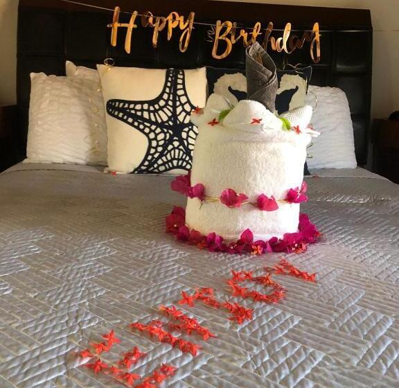 Отель Corona Del Mar