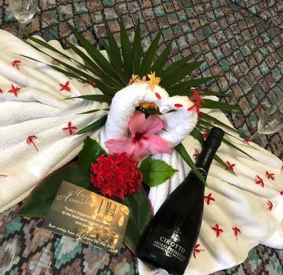 Отель Corona Del Mar