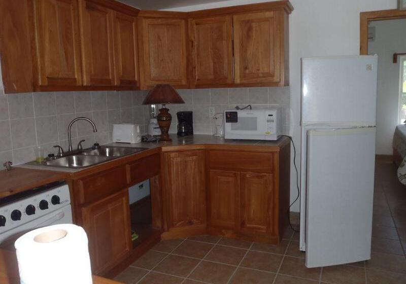 Отель Corona Del Mar