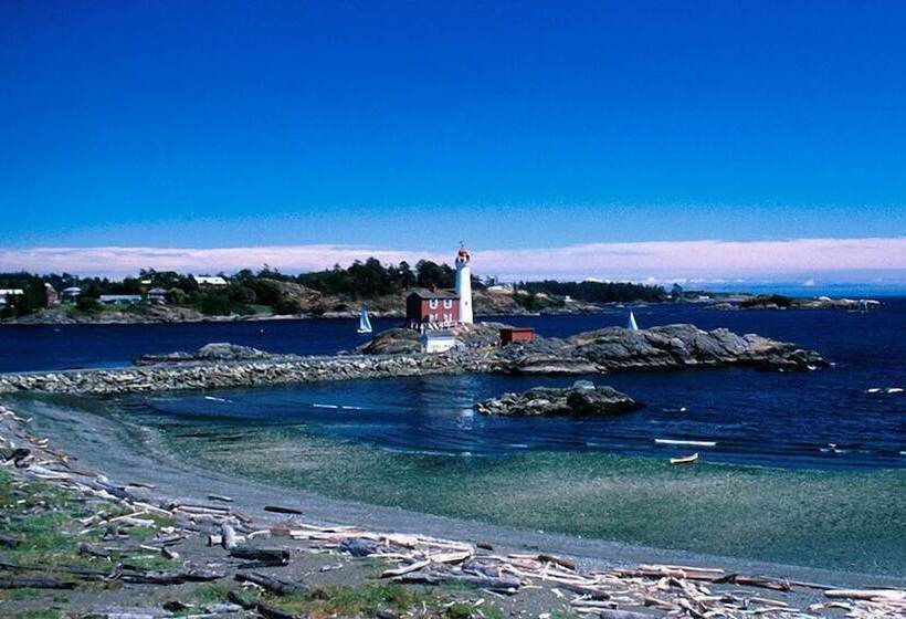 호텔 Dashwood Manor Seaside Bed & Breakfast