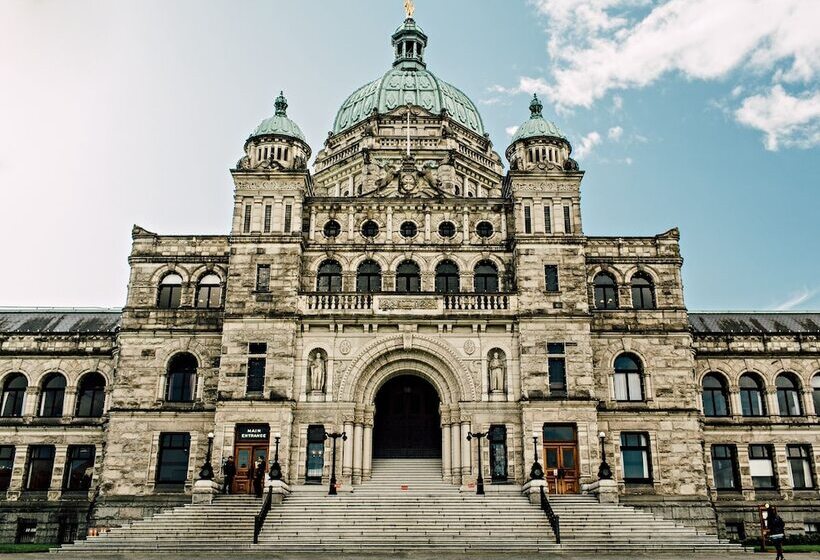 호텔 Dashwood Manor Seaside Bed & Breakfast