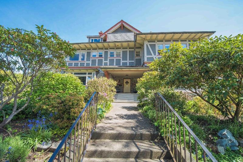 호텔 Dashwood Manor Seaside Bed & Breakfast