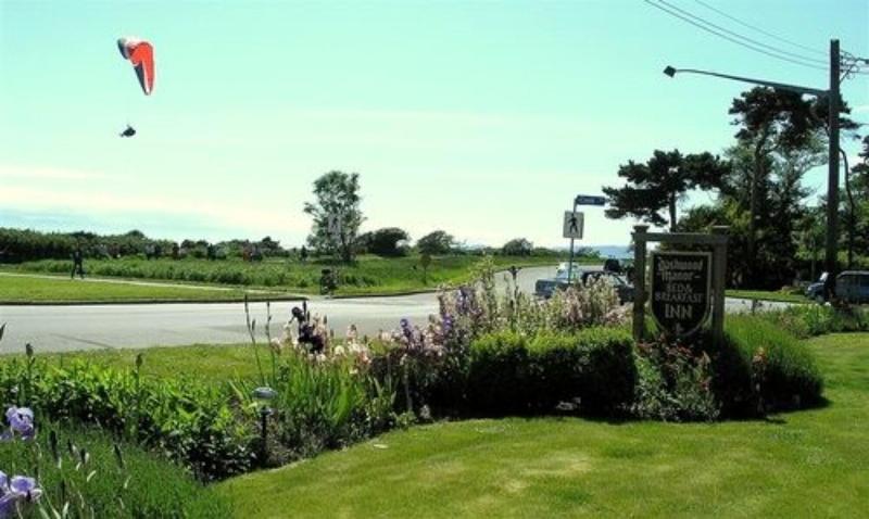 호텔 Dashwood Manor Seaside Bed & Breakfast