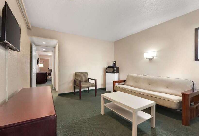 فندق Days Inn By Wyndham Lethbridge