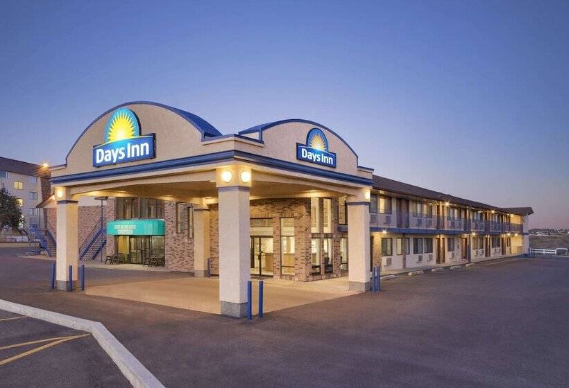 فندق Days Inn By Wyndham Lethbridge
