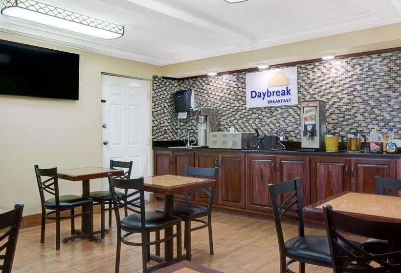 ホテル Days Inn By Wyndham Macon I475