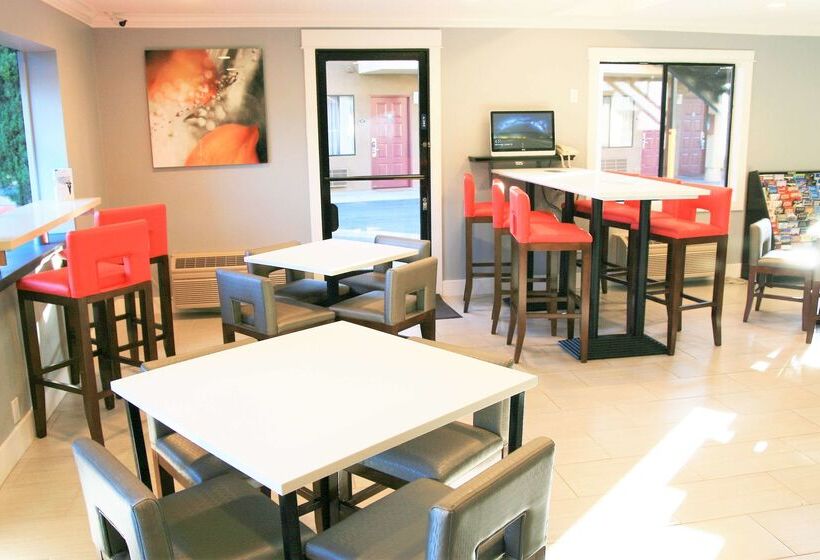 호텔 Days Inn By Wyndham Pinole Berkeley