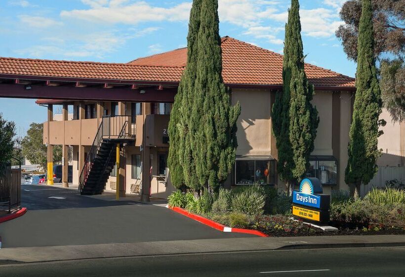 호텔 Days Inn By Wyndham Pinole Berkeley