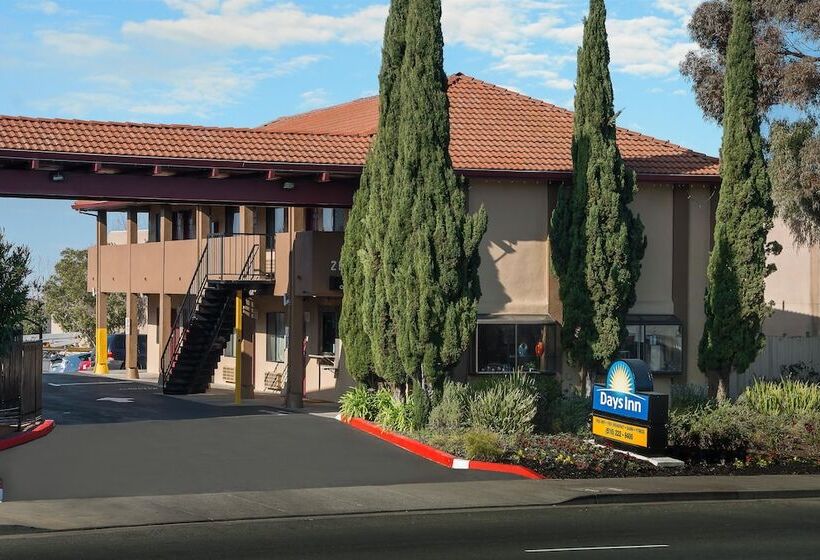 호텔 Days Inn By Wyndham Pinole Berkeley