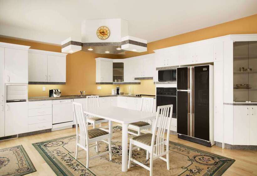 فندق Days Inn By Wyndham Riviereduloup