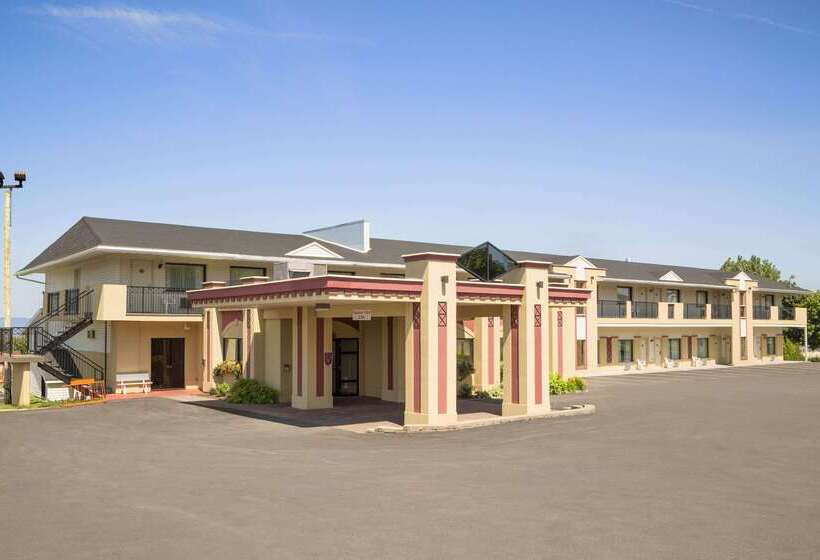 فندق Days Inn By Wyndham Riviereduloup
