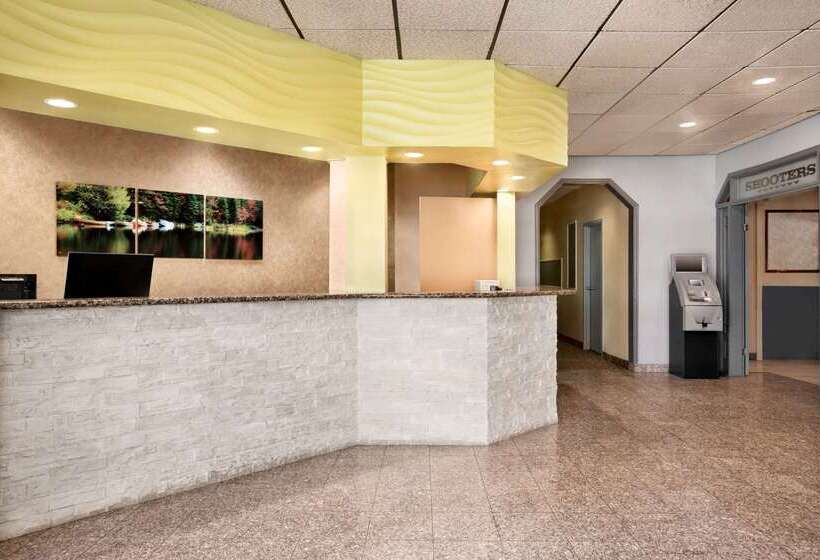 호텔 Days Inn By Wyndham Ste. Helene De Bagot