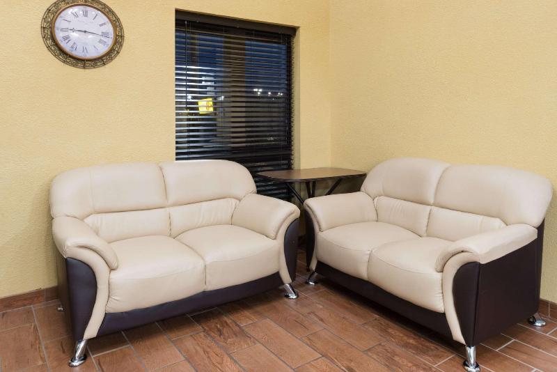 فندق Days Inn By Wyndham Warrensburg