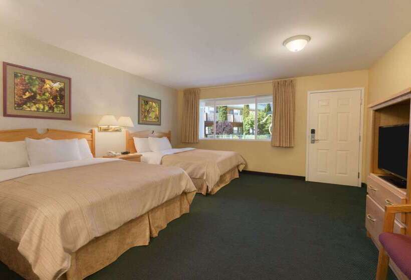 בית מלון כפרי Days Inn By Wyndham Penticton Conference Centre