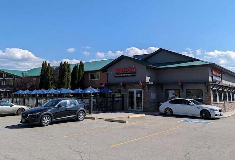 בית מלון כפרי Days Inn By Wyndham Penticton Conference Centre