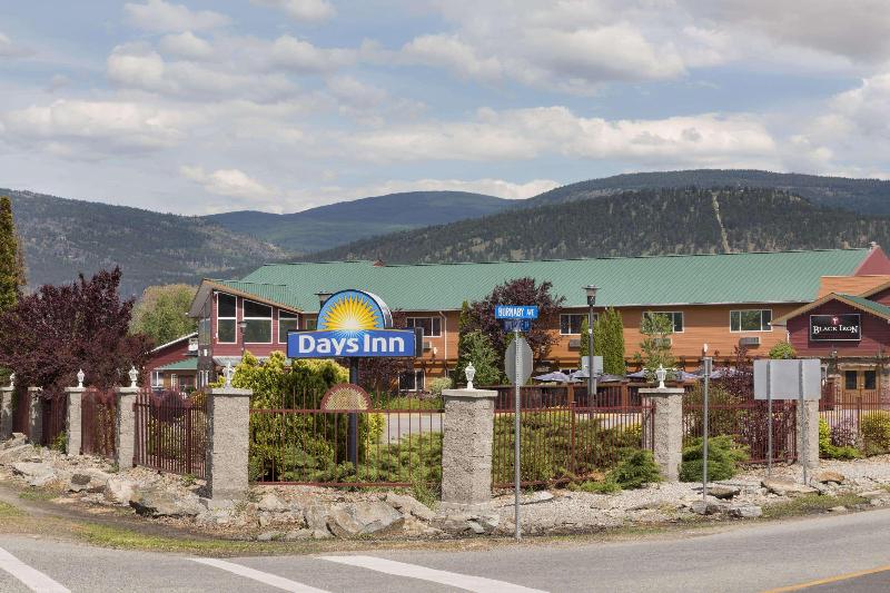 בית מלון כפרי Days Inn By Wyndham Penticton Conference Centre