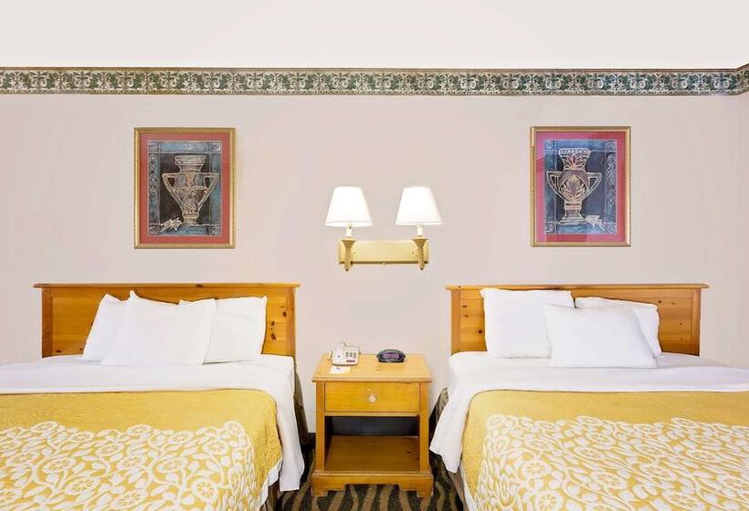 فندق Days Inn & Suites By Wyndham Starkville