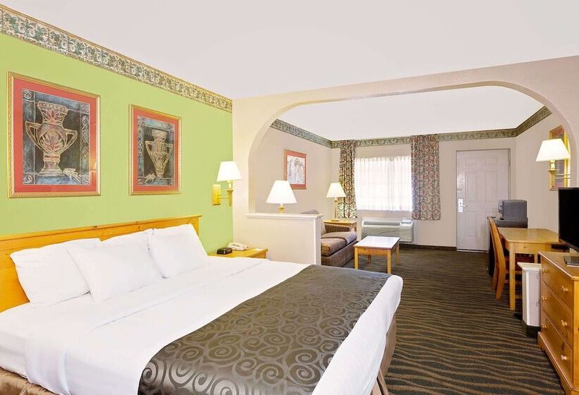 فندق Days Inn & Suites By Wyndham Starkville