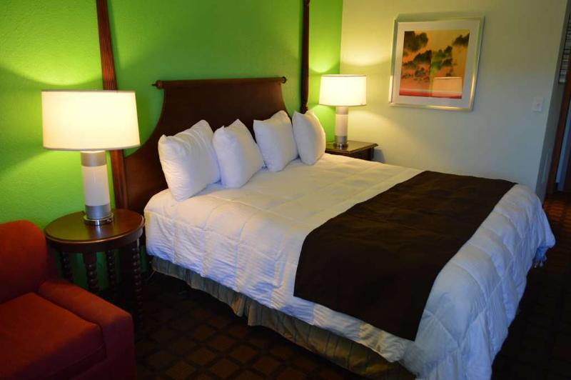 호텔 Days Inn & Suites New Buffalo