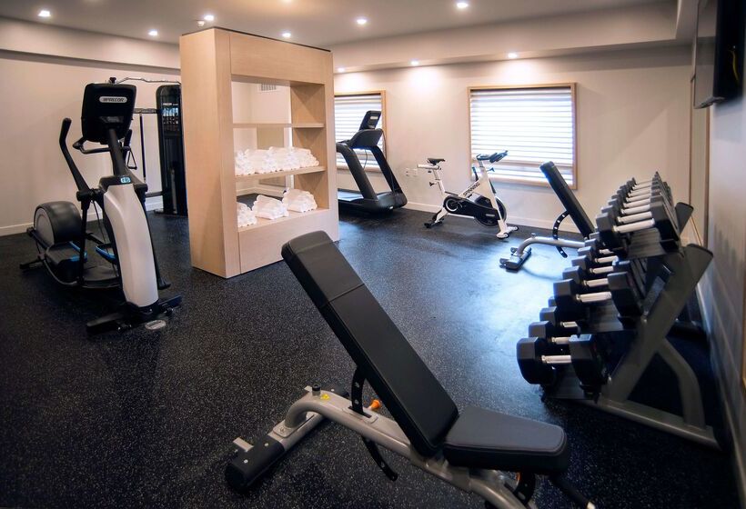 ホテル Doubletree By Hilton St. John S Harbourview