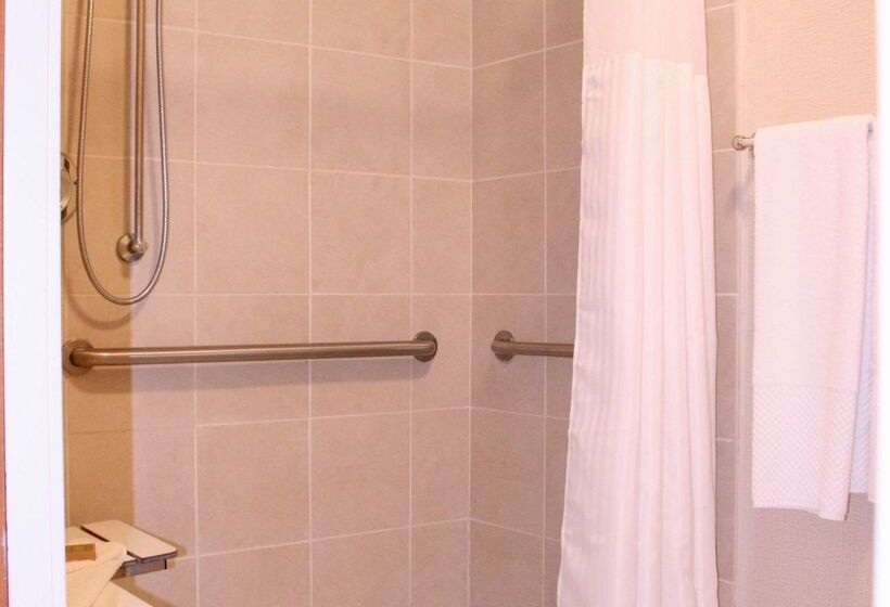 Doubletree Suites By Hilton Hotel Mt. Laurel