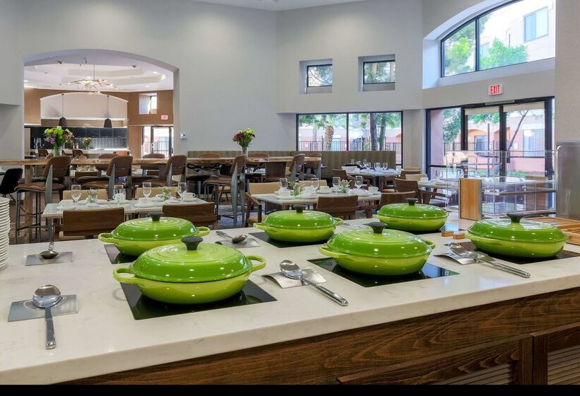 호텔 Doubletree Suites By Hilton  Sacramento – Rancho Cordova