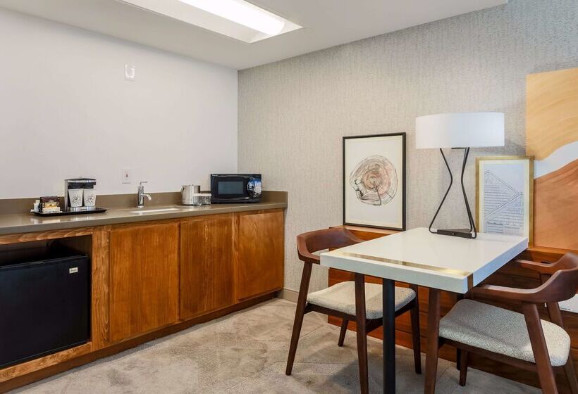 호텔 Doubletree Suites By Hilton  Sacramento – Rancho Cordova