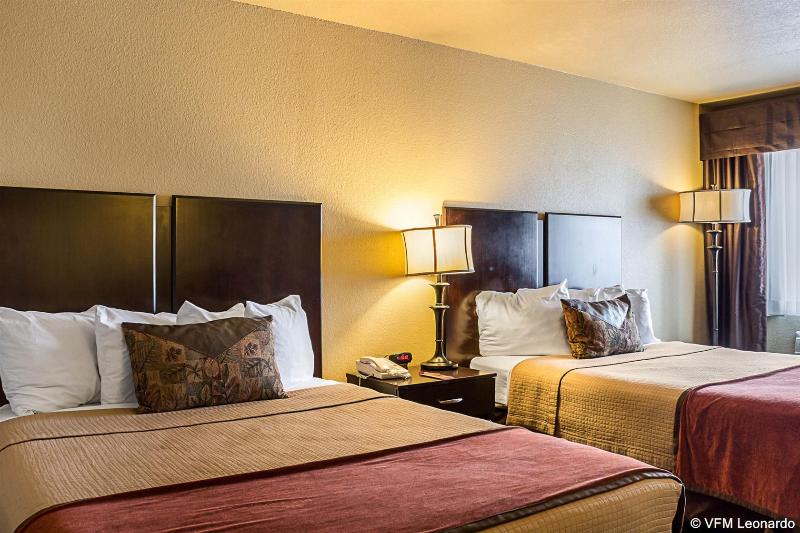 هتل Econo Lodge Black Hills