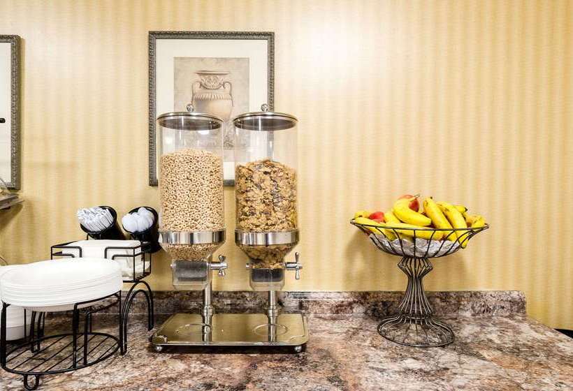 فندق Econo Lodge Bostonmalden