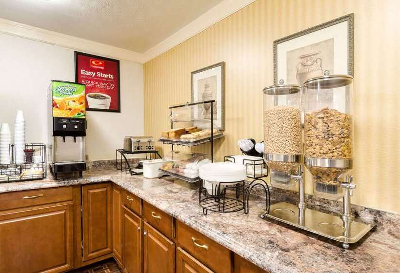 فندق Econo Lodge Bostonmalden