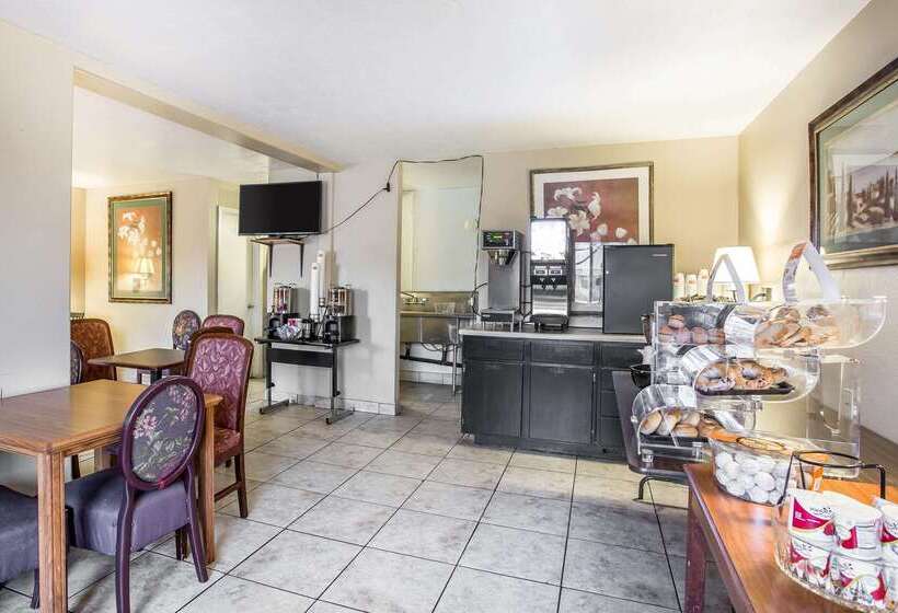 酒店 Econo Lodge Downtown