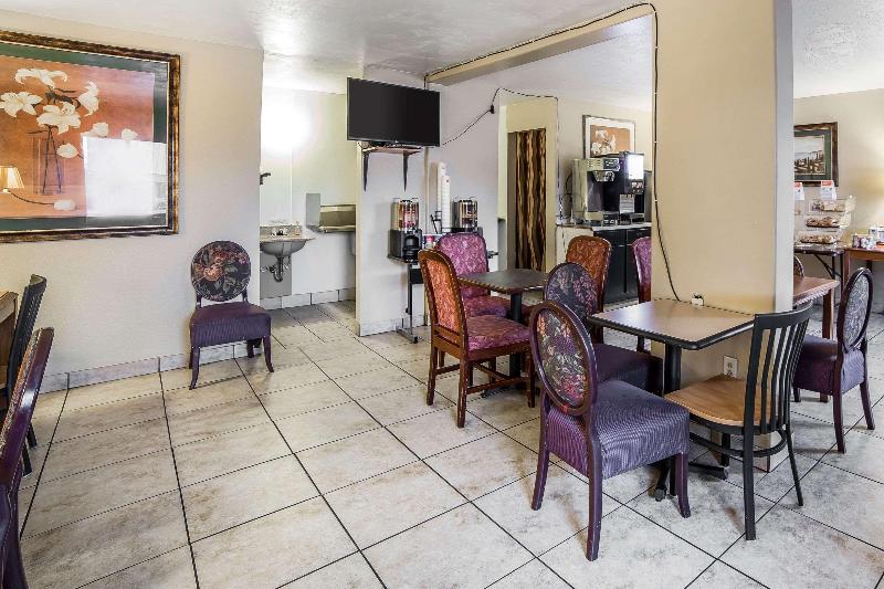 酒店 Econo Lodge Downtown