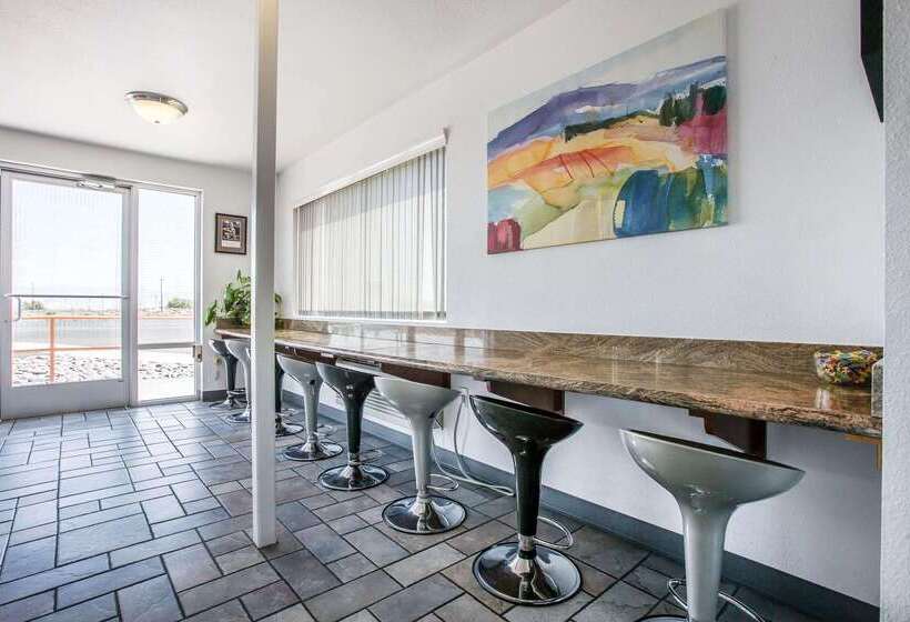 فندق Days Inn By Wyndham Ridgecrest Near China Lake Naval Station