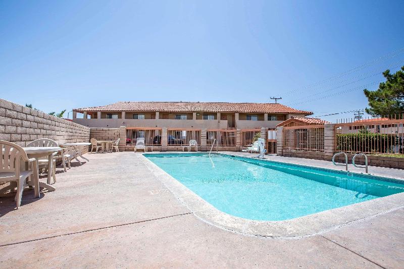 호텔 Days Inn By Wyndham Ridgecrest Near China Lake Naval Station