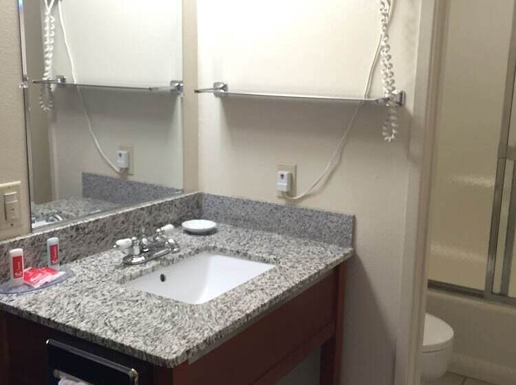 فندق Days Inn By Wyndham Ridgecrest Near China Lake Naval Station