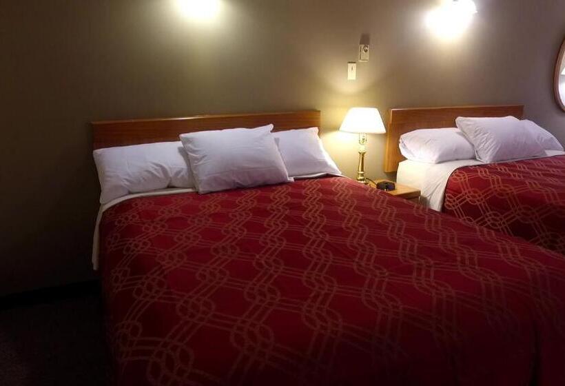 בית מלון כפרי Econo Lodge Inn & Suites