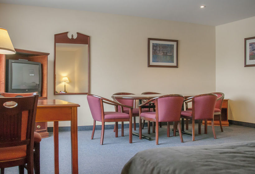 호텔 Econo Lodge Laval