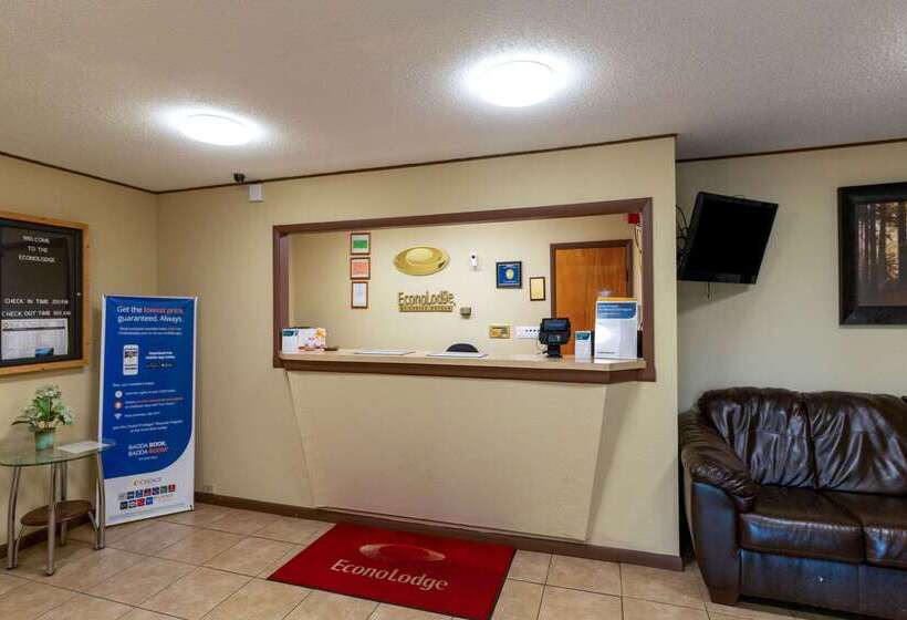 فندق Econo Lodge Massena Hwy 37