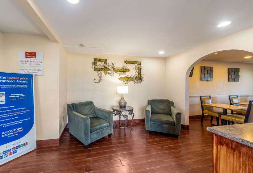 فندق Econo Lodge Meridian