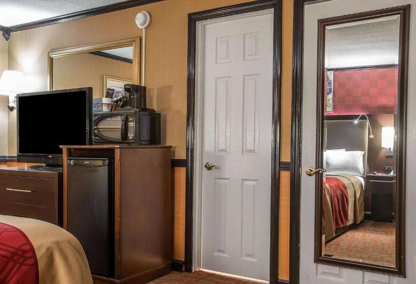 فندق Econo Lodge Montpelier I89